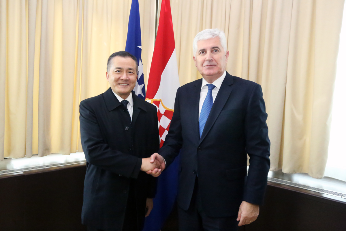 Deputy Speaker of the House of Peoples of the Parliamentary Assembly of BiH, Dragan Čović Ph.D., held a meeting with the Ambassador of the People's Republic of China to BiH